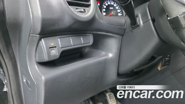 Kia 뉴카렌스 люксовая версия, 2009 13