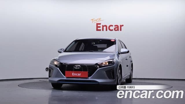 Hyundai Ioniq гибрид, 2017 3