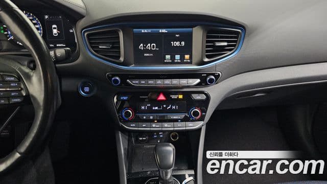 Hyundai Ioniq гибрид, 2017 14