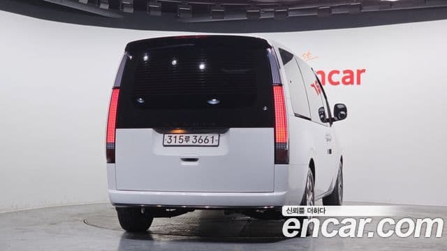 Hyundai Staria Prestige, 2022 4