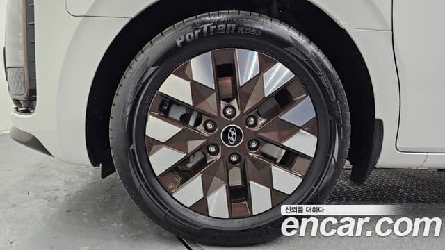 Hyundai Staria Prestige, 2022 все фото