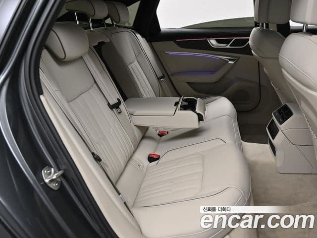 Audi A6 (C8) Premium, 2025 12