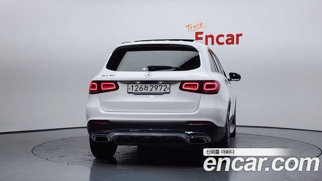 Mercedes-Benz GLC-класс X253 GLC300 4MATIC, 2020 4