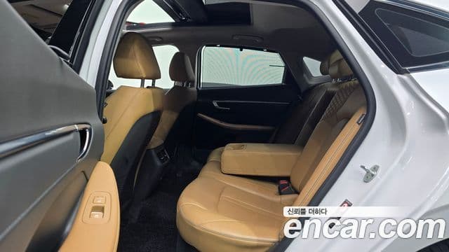 Hyundai Sonata гибрид (DN8) Inspiration, 2020 12