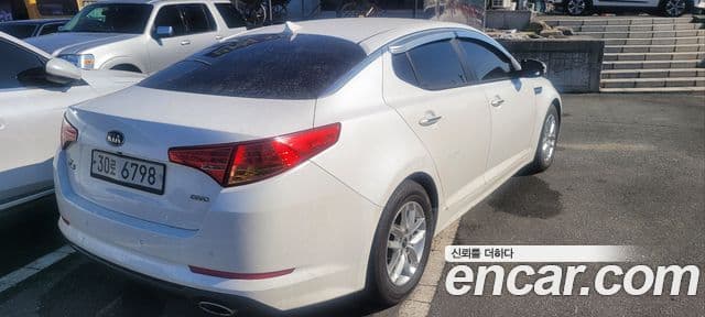 Kia K5 2.0 Deluxe, 2013 2