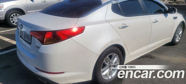 Kia K5 2.0 Deluxe, 2013 16