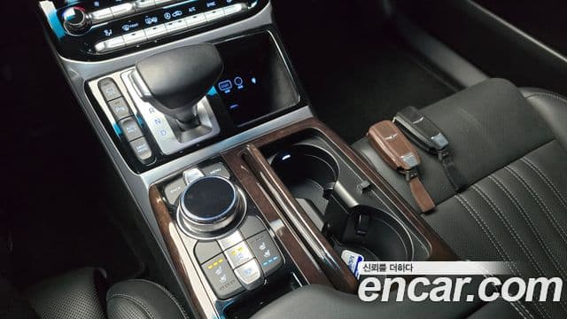 Genesis EQ900 Premium Luxury, 2018 9