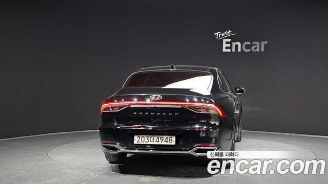 Hyundai The / новый New Grandeur IG гибрид Premium Choice, 2020 4