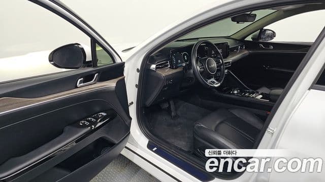 Kia K5 гибрид 3세대 Noblesse, 2023 10