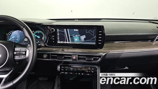 Kia K5 гибрид 3세대 Noblesse, 2023 17