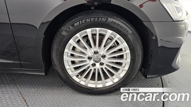 Audi A6 (C8) Premium, 2020 все фото