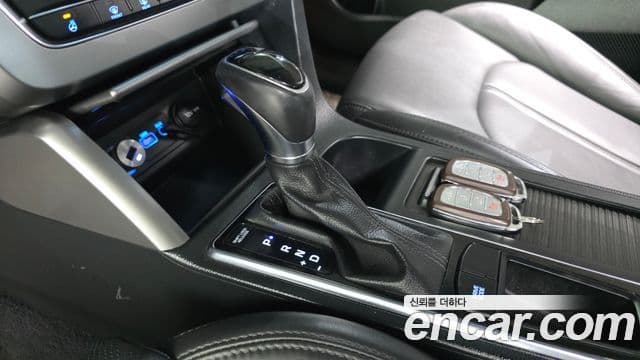 Hyundai LF Sonata гибрид Modern, 2016 9