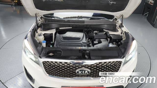 Kia All New Sorento Deluxe, 2015 6