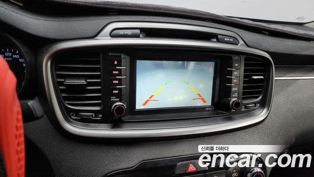 Kia All New Sorento Deluxe, 2015 15