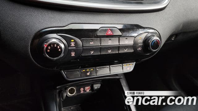 Kia All New Sorento Deluxe, 2015 16