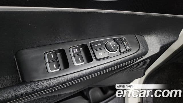 Kia All New Sorento Deluxe, 2015 17