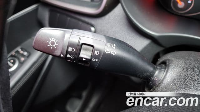 Kia All New Sorento Deluxe, 2015 18