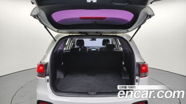 Kia All New Sorento Deluxe, 2015 20