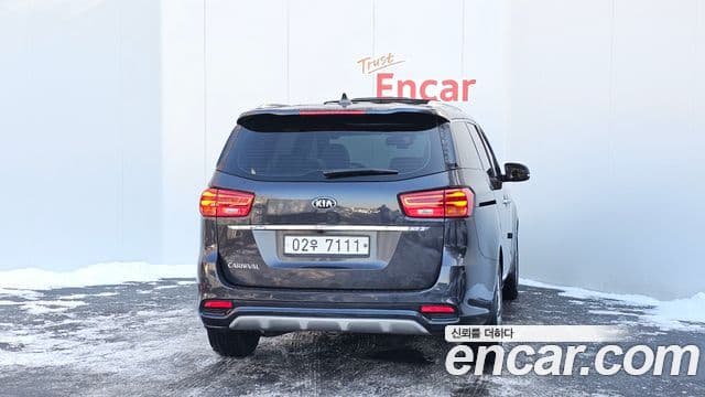 Kia The / новый New Carnival Special, 2019 4