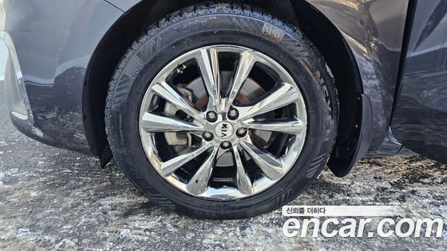 Kia The / новый New Carnival Special, 2019 все фото