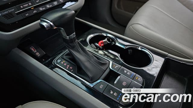 Kia The / новый New Carnival Special, 2019 9