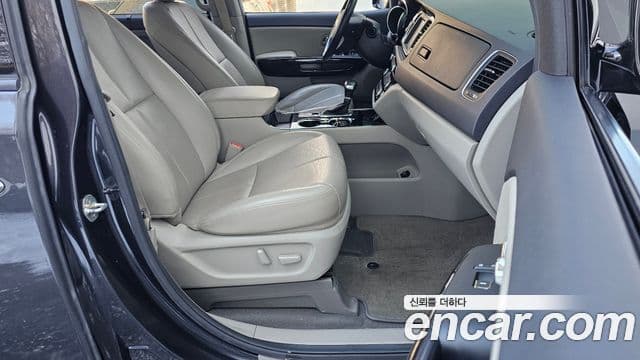 Kia The / новый New Carnival Special, 2019 10