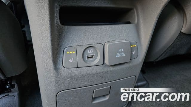 Kia The / новый New Carnival Special, 2019 19