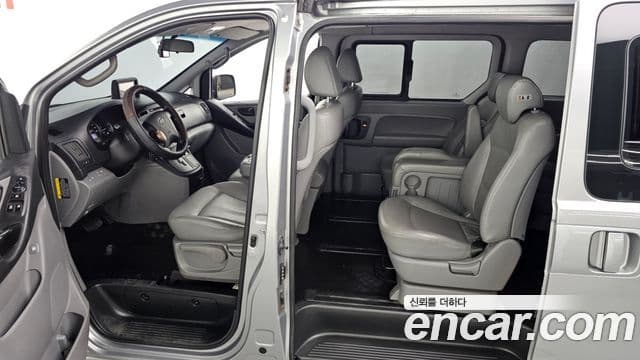 Hyundai Grand Starex Smart, 2017 10