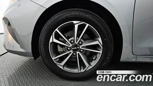 Kia The / новый New K3 2세대 Trendy, 2022 все фото