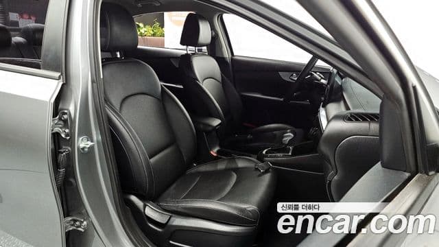 Kia The / новый New K3 2세대 Trendy, 2022 10