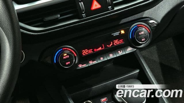 Kia The / новый New K3 2세대 Trendy, 2022 18