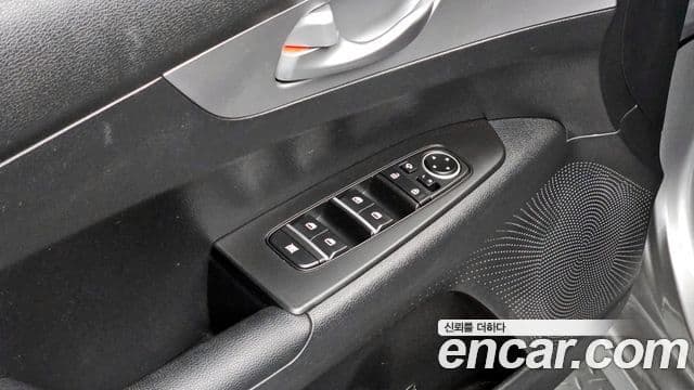 Kia The / новый New K3 2세대 Trendy, 2022 19