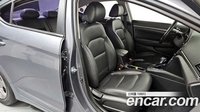 Hyundai Avante AD 1.6 GDI Smart, 2017 10