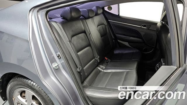 Hyundai Avante AD 1.6 GDI Smart, 2017 12