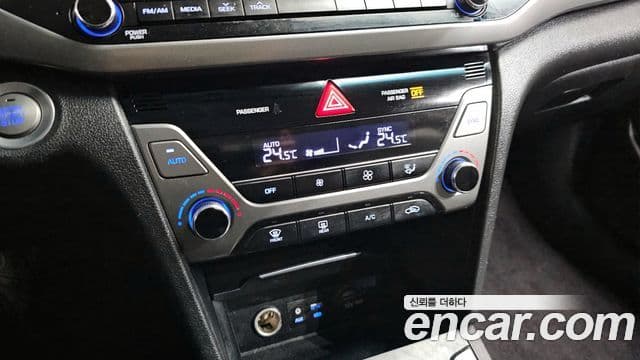 Hyundai Avante AD 1.6 GDI Smart, 2017 17