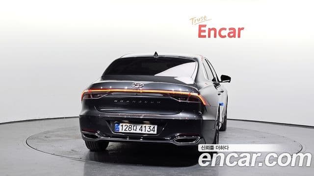 Hyundai The / новый New Grandeur IG гибрид Premium, 2023 4