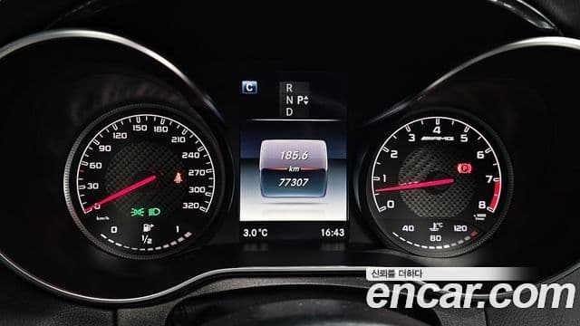 Mercedes-Benz C-класс W205 C63 AMG купе, 2017 8