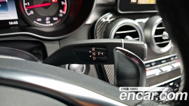 Mercedes-Benz C-класс W205 C63 AMG купе, 2017 9