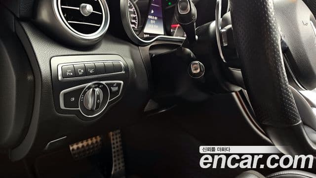 Mercedes-Benz C-класс W205 C63 AMG купе, 2017 13