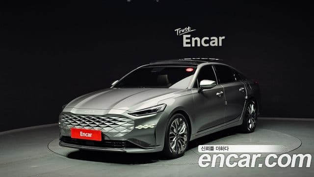 Kia K8 Platinum, 2022 1