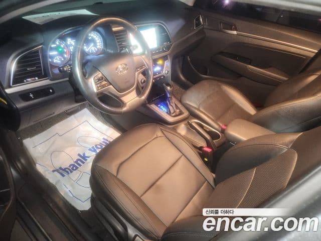 Hyundai Avante AD 1.6 LPI Smart(арендный автомобиль), 2017 11