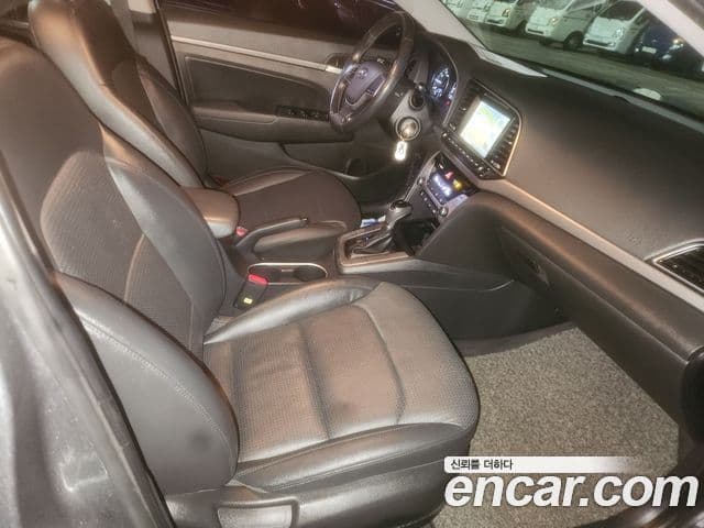 Hyundai Avante AD 1.6 LPI Smart(арендный автомобиль), 2017 14