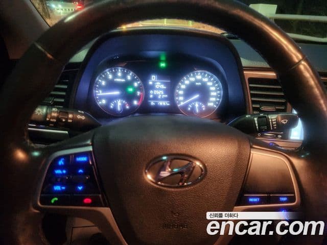 Hyundai Avante AD 1.6 LPI Smart(арендный автомобиль), 2017 19