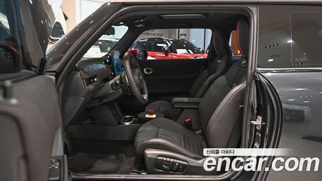 Mini Cooper S 4세대 JCW, 2025 10