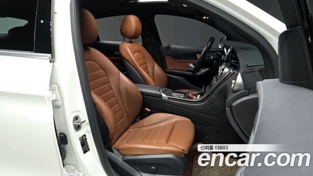 Mercedes-Benz GLC-класс X253 GLC300 4MATIC купе, 2023 10