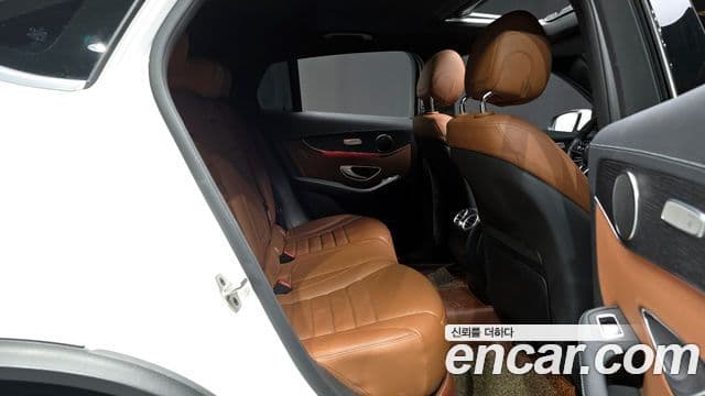 Mercedes-Benz GLC-класс X253 GLC300 4MATIC купе, 2023 12