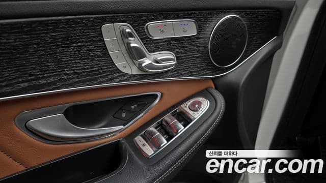 Mercedes-Benz GLC-класс X253 GLC300 4MATIC купе, 2023 17