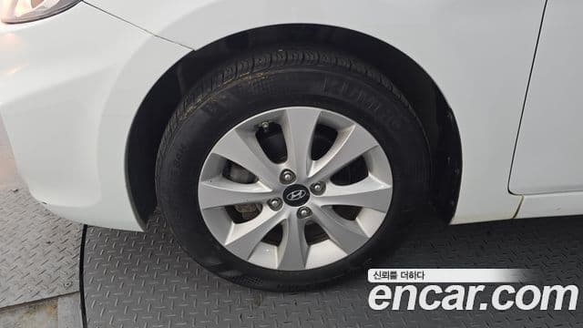 Hyundai Accent(новый кузов / новое поколение) Modern, 2016 все фото