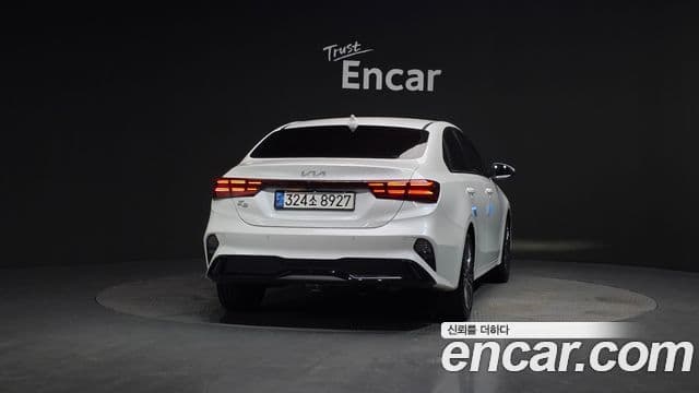 Kia The / новый New K3 2세대 Signature, 2022 4