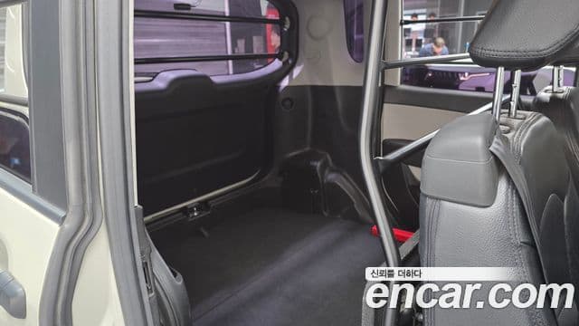 Kia The / новый New Ray люксовая версия, 2018 13